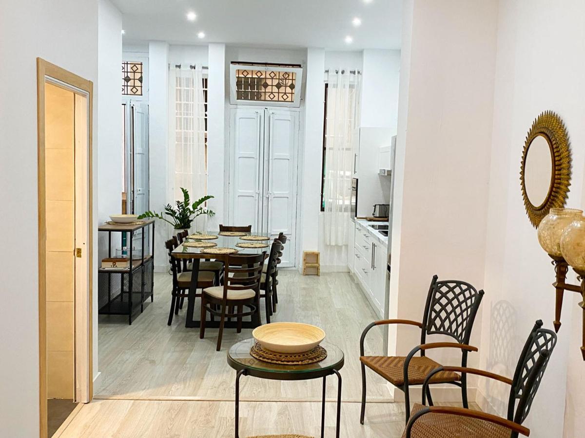 Apartamento Ayuntamiento Deluxe Apartamento *