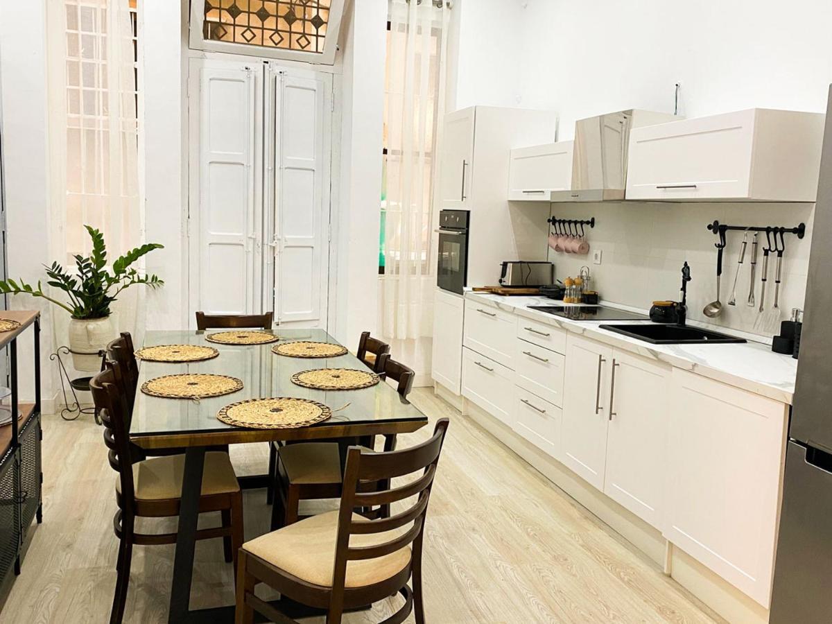 Apartamento Ayuntamiento Deluxe *